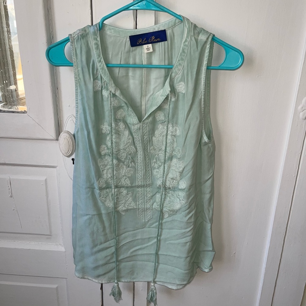 Green peasant tank top